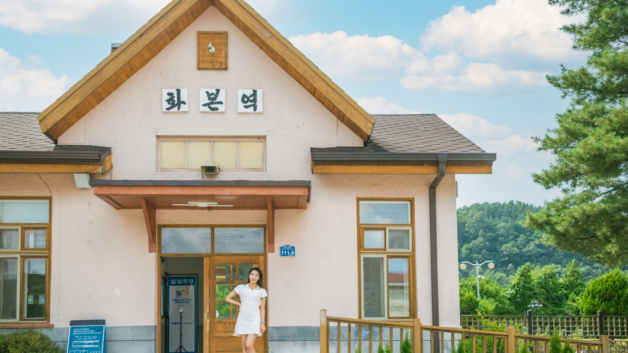 (이성임님 김천구미합류 결제용)[기차여행] 건축과 자연이 어우러진 사색의 숲, 군위 사유원 투어