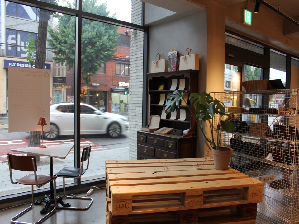 [그레이프랩] 나만의 친환경 노트북 거치대 만들기